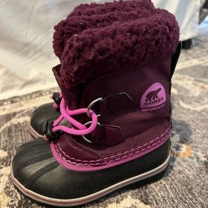 Sorel Kids snow boots